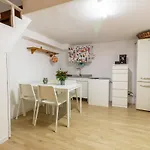 A\' Casarell\' E Lell\'